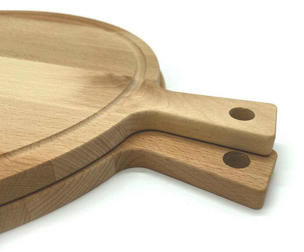 Ronde kaasplank met sapgoot graveren