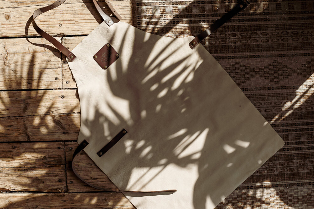 Leren Schort met naam Beige